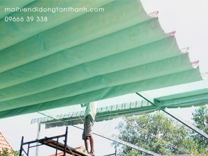 Lắp đặt Mái xếp nhà hàng, quán cafe sân vườn