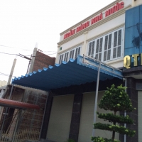 Lắp đặt mái xếp di động lượn sóng giá rẻ tại Đống Đa