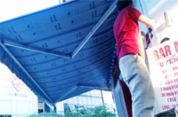 Những lưu ý khi sử dụng mái hiên di động che nắng mưa